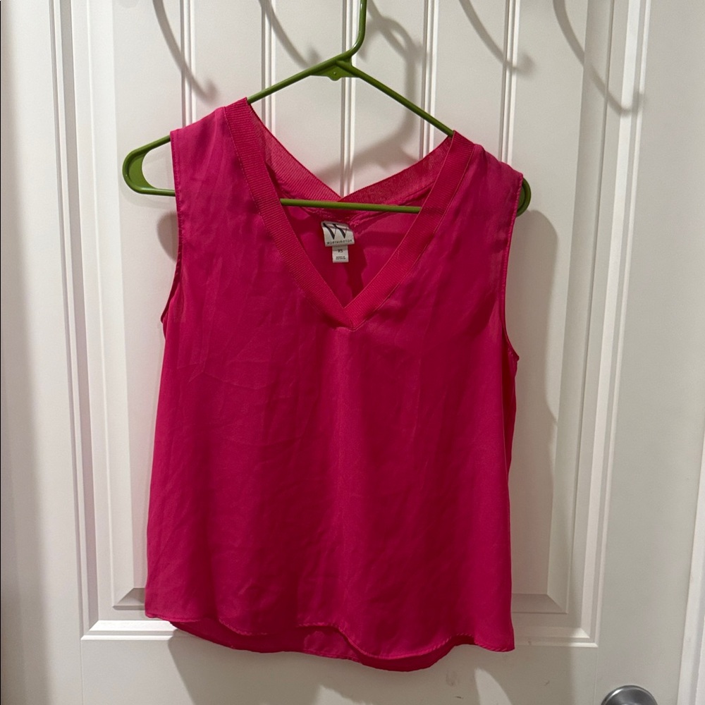 Worthington Fuchsia V-Neck Tank Top